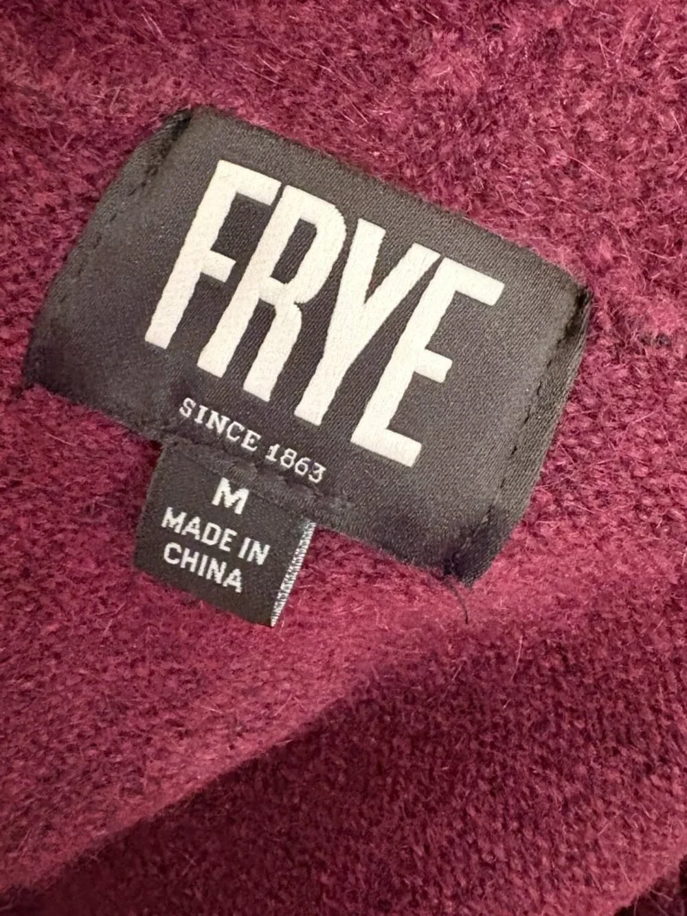 Frye cozy open